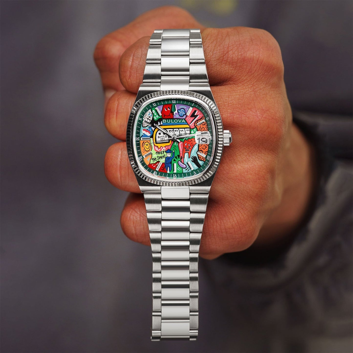 Bulova | Mural Verde